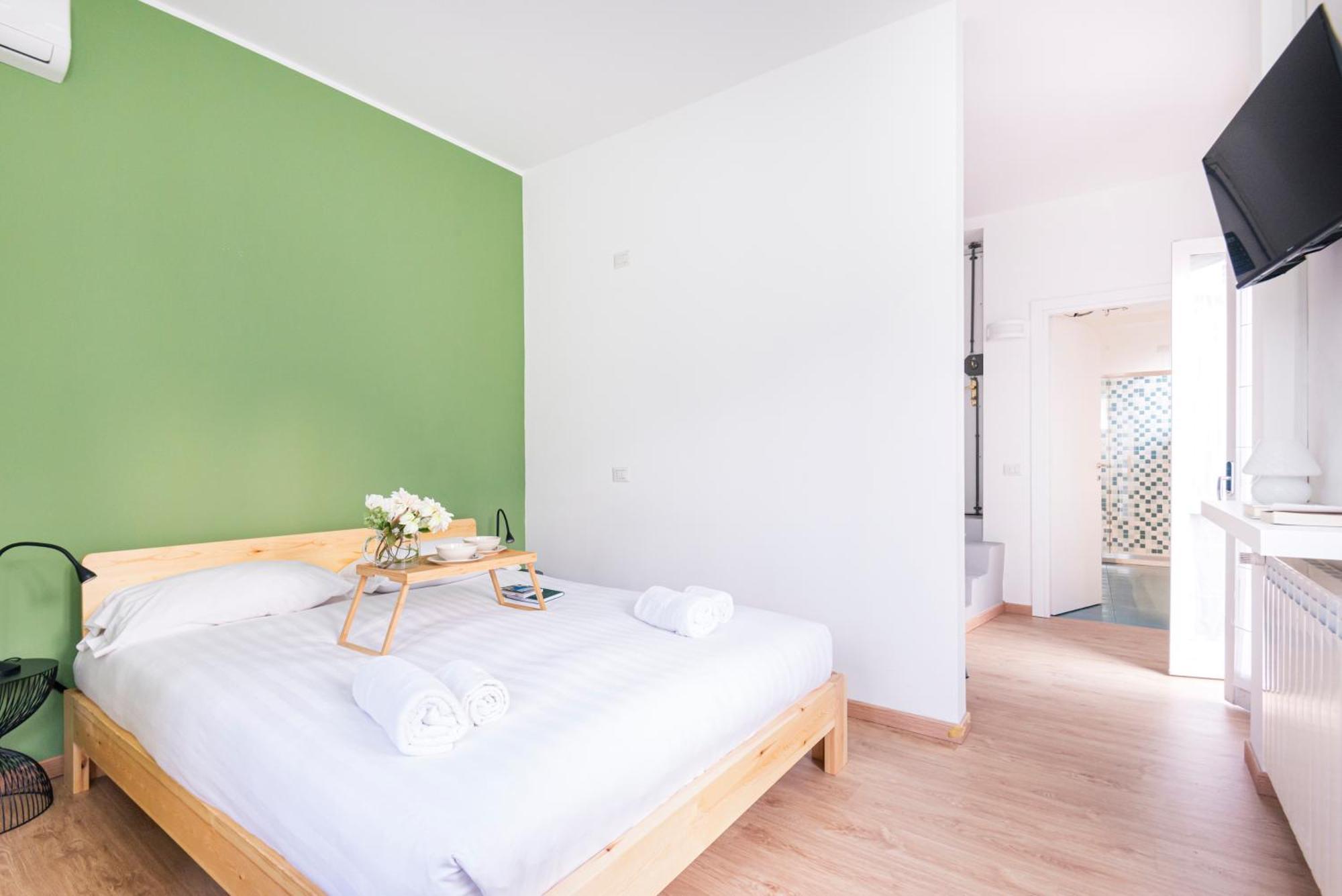 Amazing Flat Near Duomo & Colonne Di San Lorenzo By Easylife Мілан Екстер'єр фото